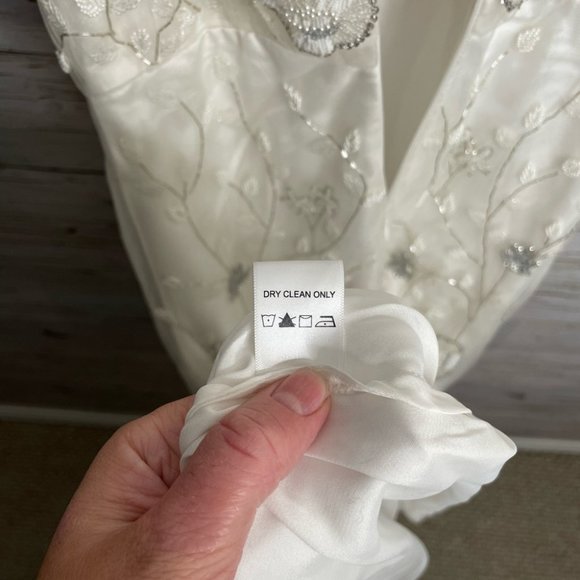 BHLDN Lotus Threads Jill Gown Wedding Dress White Beaded Size 6 - Picture 13 of 16